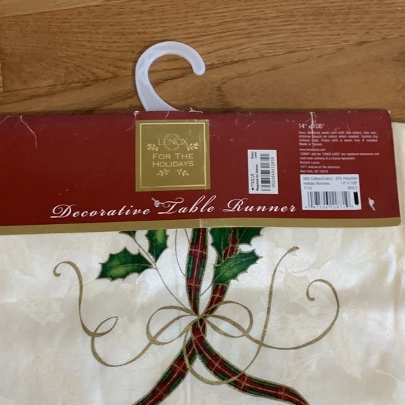 Lenox holiday table runner 108” - Picture 5 of 6